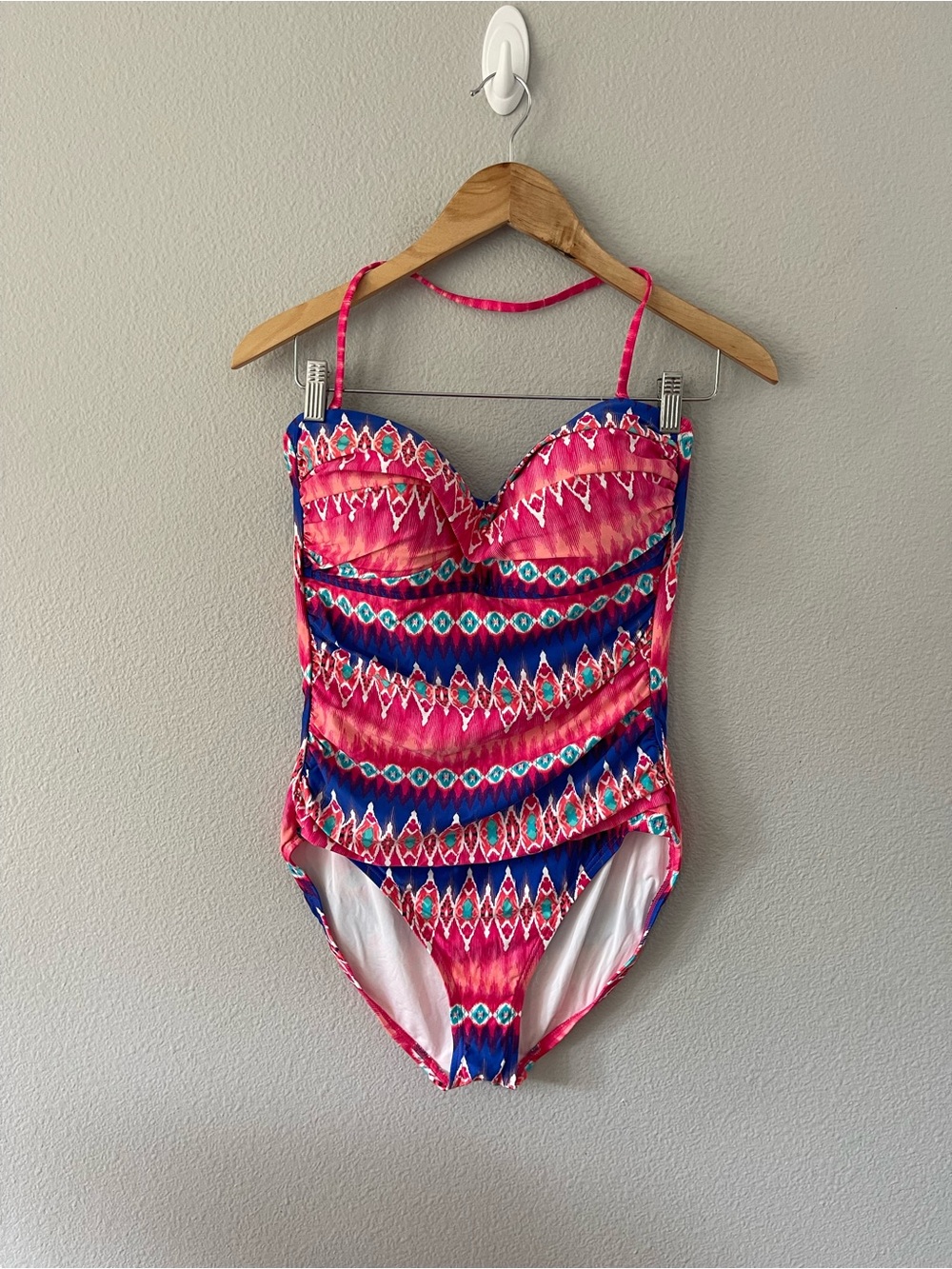 La Blanca ‘Sandbar’ Swimsuit Pink/Blue Tribal Gathered Sweetheart Neckline 12